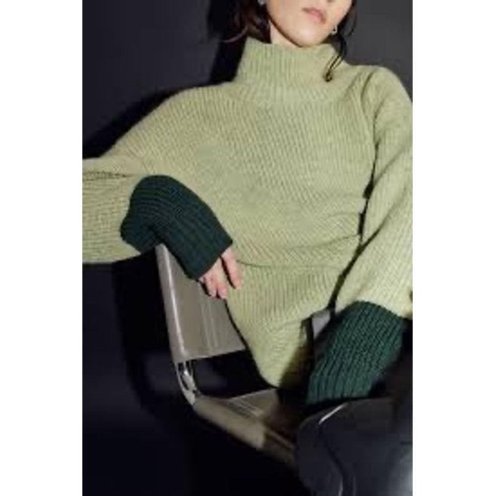 Eve Gravel April Sweater Baby Alpaca in Green Size Small‎